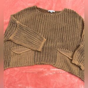 Tempo Paris Open-Knit Brown Sweater. OS.